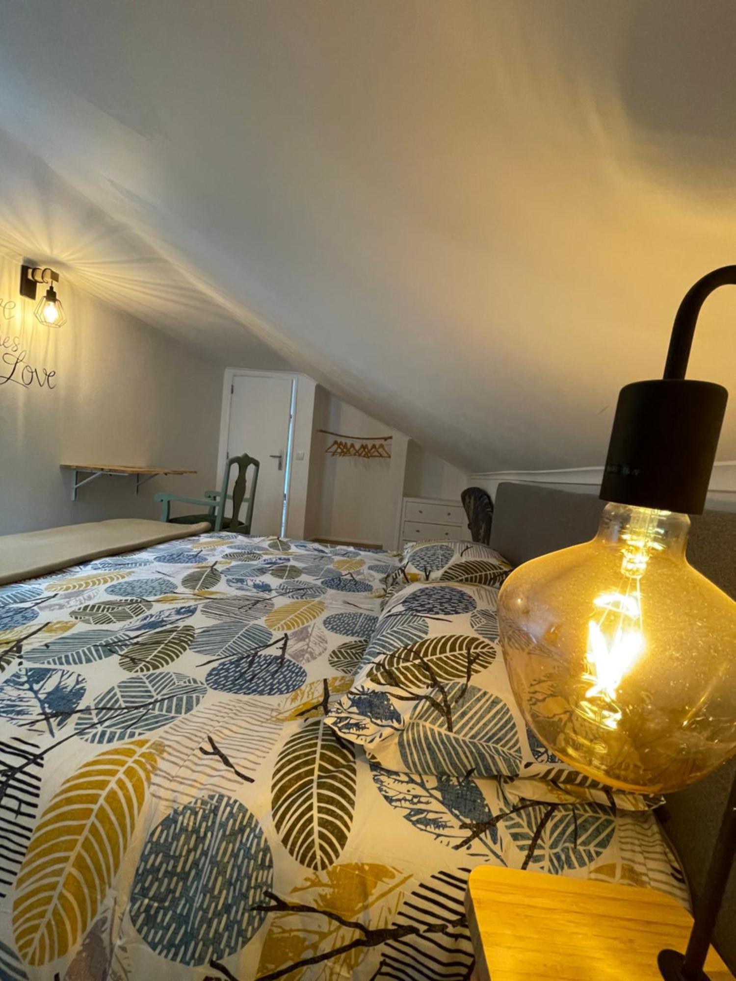 Lisbon Soul Surf Camp Hostel Cascais Exterior photo